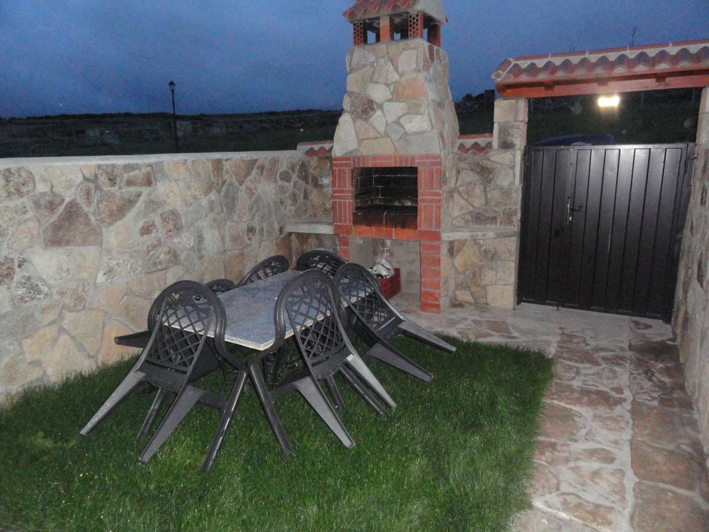 Gasthaus Casa Rural La Vega De Gredos San Martin de la Vega del Alberche Exterior foto