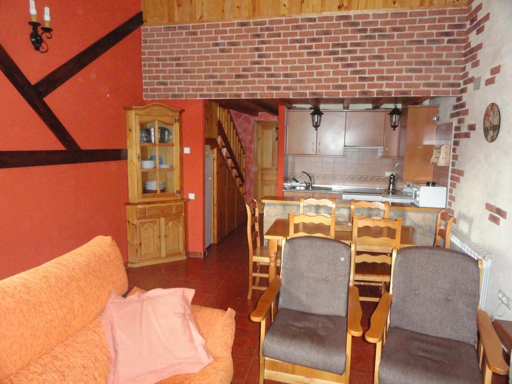 Gasthaus Casa Rural La Vega De Gredos San Martin de la Vega del Alberche Exterior foto